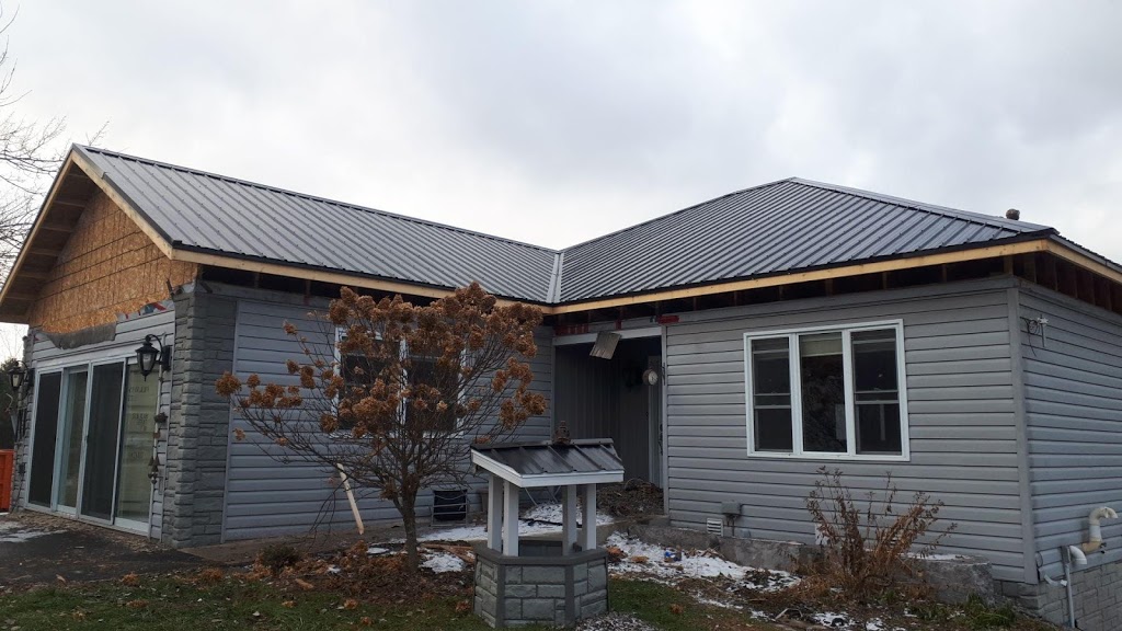 Feeney Roofing INC | 475 Lindsay Rd, Selwyn, ON K9J 0C5, Canada | Phone: (705) 934-3076