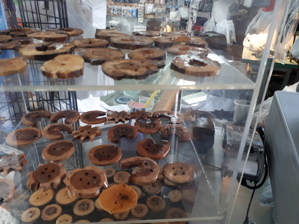 Gigi LAmie Du Tissu | 3274 4e Av, Rawdon, QC J0K 1S0, Canada | Phone: (450) 834-7090