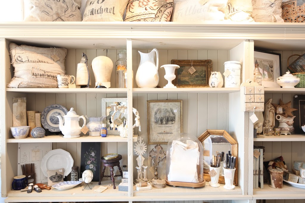 Tattered & Torn | 205 Ottawa St N, Hamilton, ON L8H 3Z4, Canada | Phone: (905) 973-8516