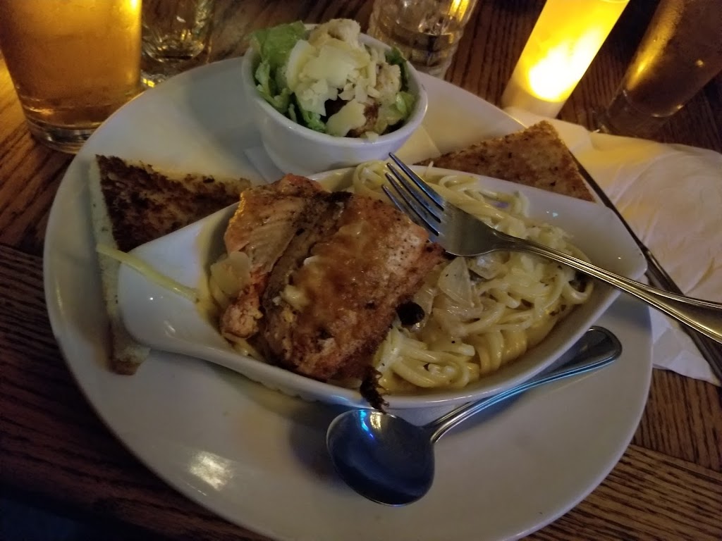 Smugglers Cove Pub | 2581 Penrhyn St, Victoria, BC V8N 1G4, Canada | Phone: (250) 477-2688