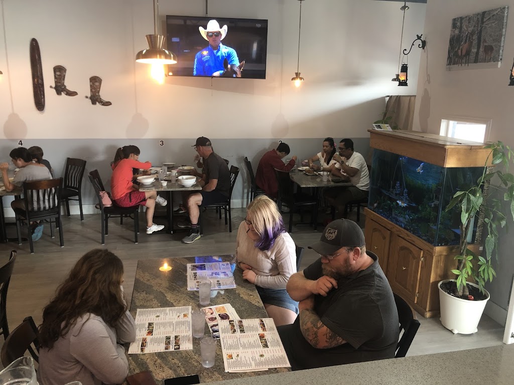 Pho Dinosaur Vietnamese restaurant | 1102a AB-9, Drumheller, AB T0J 0Y0, Canada | Phone: (403) 856-0665