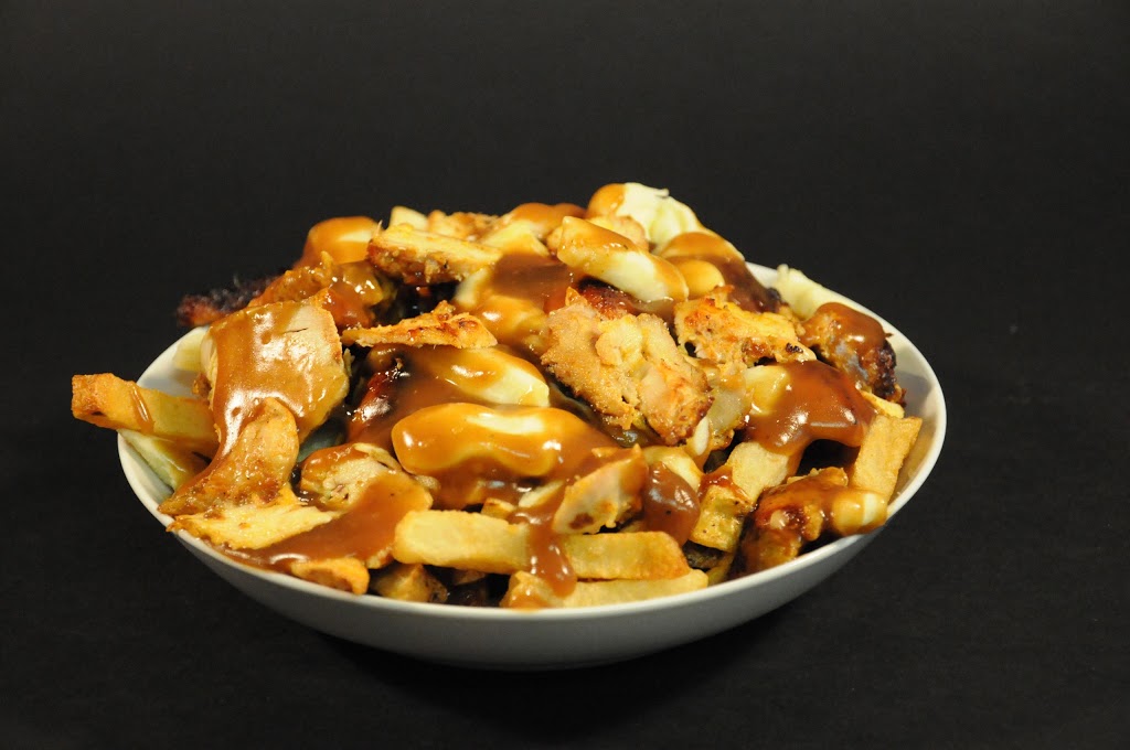 3brothers shawarma & poutine | 160 Rideau St, Ottawa, ON K1N 5X6, Canada | Phone: (613) 241-2220
