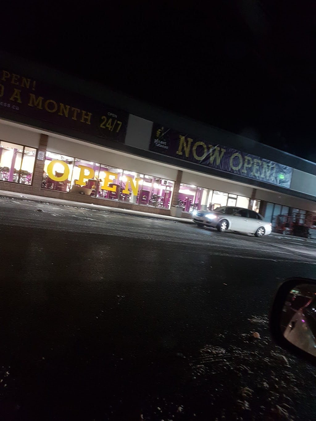 Planet Fitness | 700 Strasburg Rd, Kitchener, ON N2E 2M2, Canada | Phone: (519) 208-4010