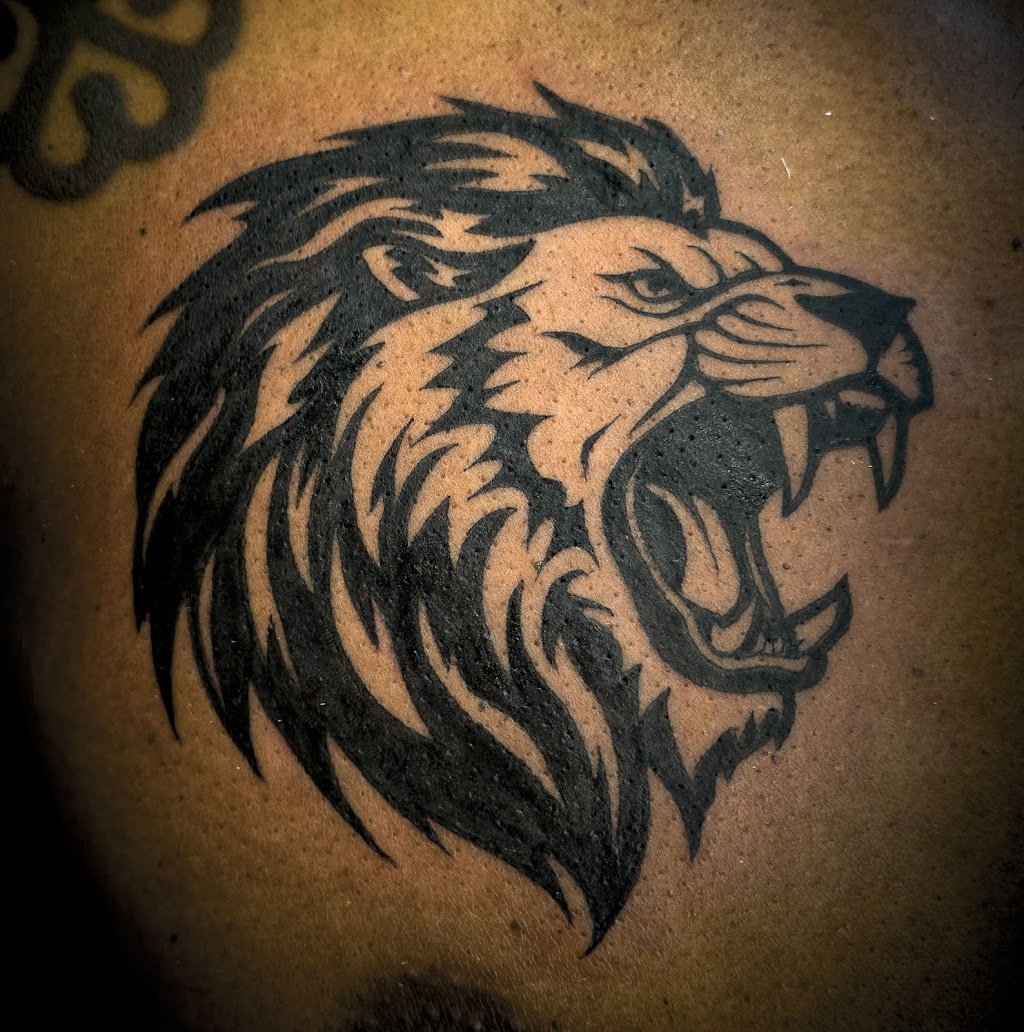 Montreal Tattoo Studio Owl Experienced master Equipped shop | 67 Westminster North, Montréal-Ouest, QC H4X 1Y8, Canada | Phone: (514) 815-3727