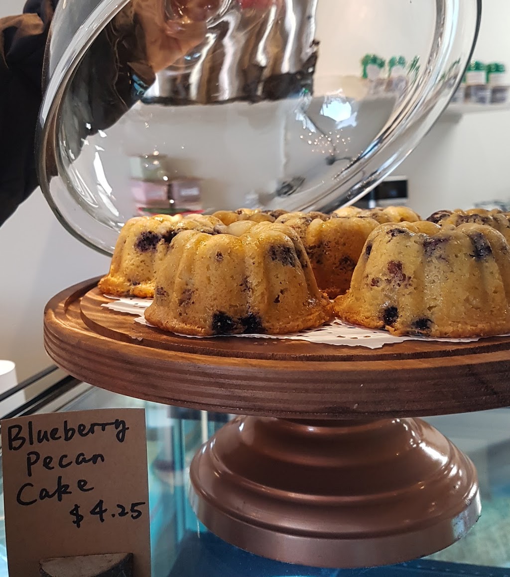 For Us Bakery | 1111 Henderson Hwy, Winnipeg, MB R2G 1L4, Canada | Phone: (204) 334-8880