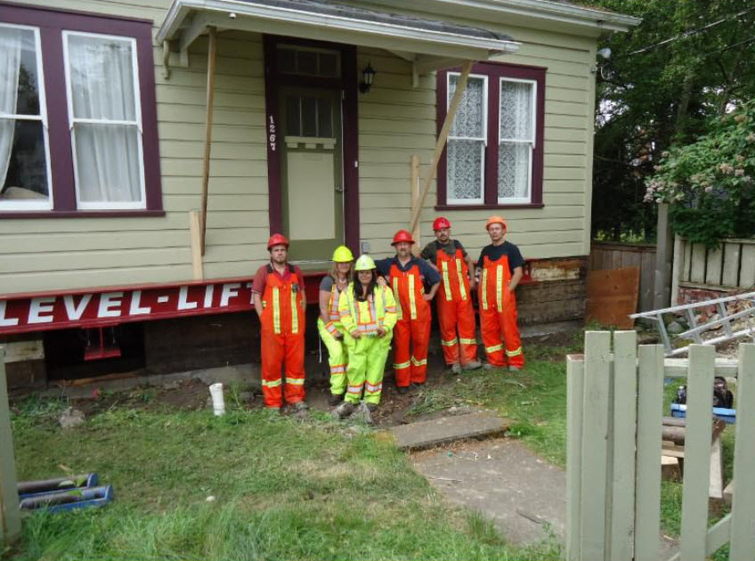 Level Lift | House Moving | Victoria | 525 Beaver Lake Rd, Victoria, BC V9E 2J7, Canada | Phone: (778) 677-5438