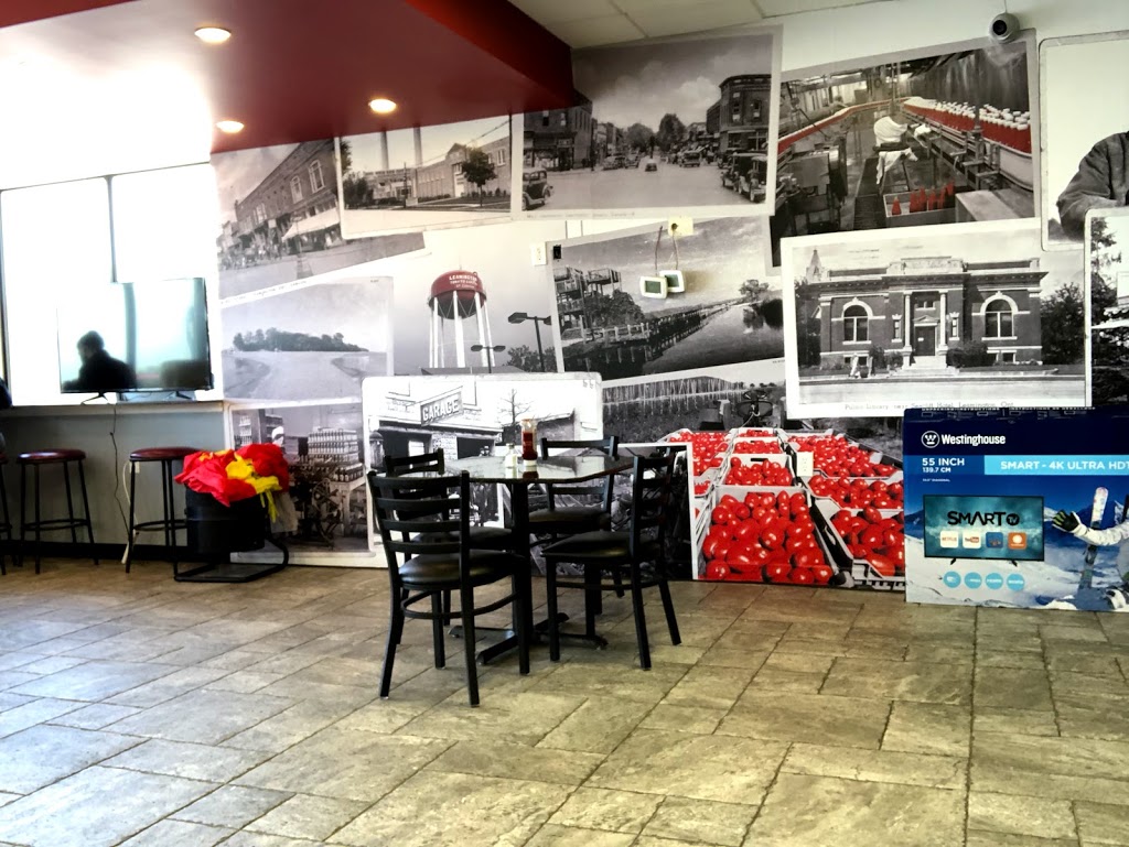 Shawarma Corner | 323 Erie St S, Leamington, ON N8H 3C8, Canada | Phone: (519) 398-8852