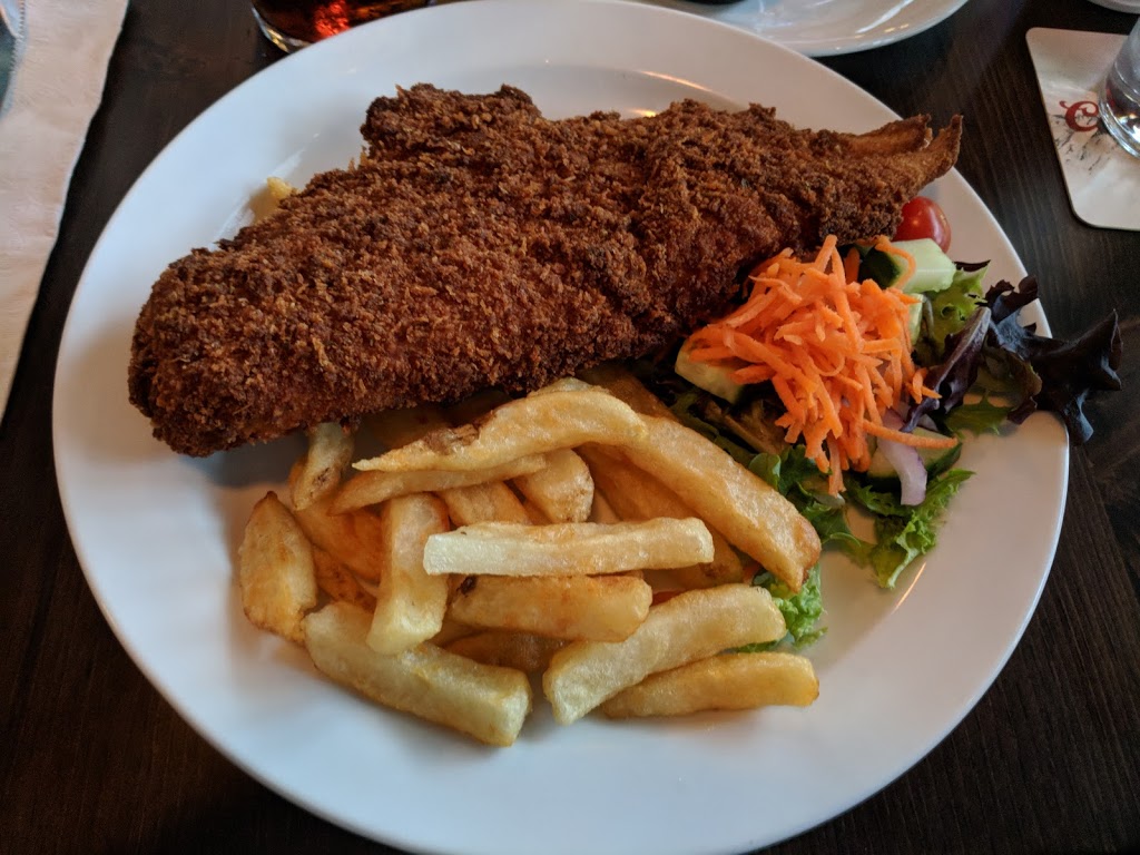 The Glen Scottish Restaurant & Pub | 6081 Hazeldean Rd unit 1010, Stittsville, ON K2S 1B9, Canada | Phone: (613) 836-5622