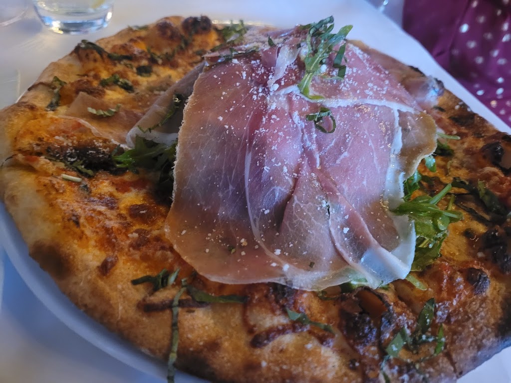 Ristorante Lupo | 1920 Rue Léonard-de-Vinci #102, Sainte-Julie, QC J3E 1Y8, Canada | Phone: (450) 685-3685