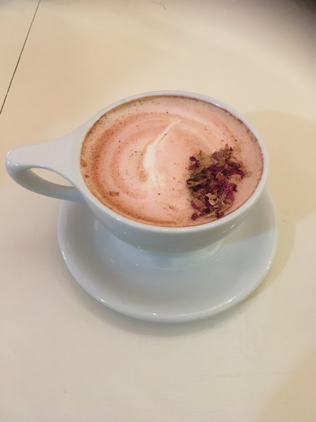 La Maison Rose Cafe | 420 Winston Rd, Grimsby, ON L3M 0H2, Canada | Phone: (289) 235-9040