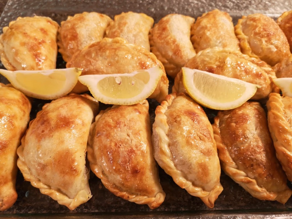 Porteño Empanadas | 115 Bergen Rd NW, Calgary, AB T3K 1P2, Canada | Phone: (403) 612-0336