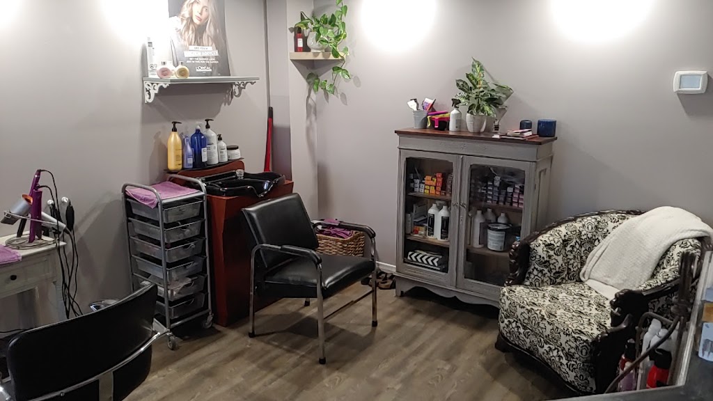 Platinum Hair Studio | 157 Wade Square, Courtice, ON L1E 3E5, Canada | Phone: (289) 356-2322