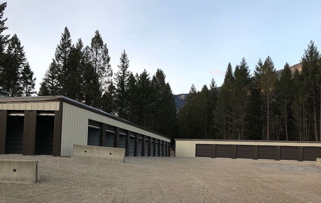 STOR-EDGE | 4845 Hammond St, Edgewater, BC V0A 1E0, Canada | Phone: (250) 342-5912