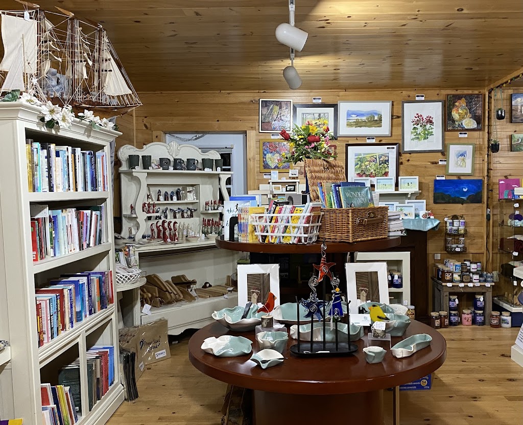 Moonlight Bay Craft Shop | 5599 St Peters Rd, Saint Peters Bay, PE C0A 2A0, Canada | Phone: (902) 218-2404
