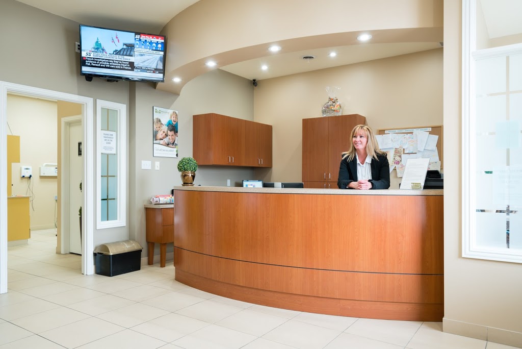 Hollidge Family Dentistry | 130 Hollidge Blvd b8, Aurora, ON L4G 8A3, Canada | Phone: (905) 841-8008