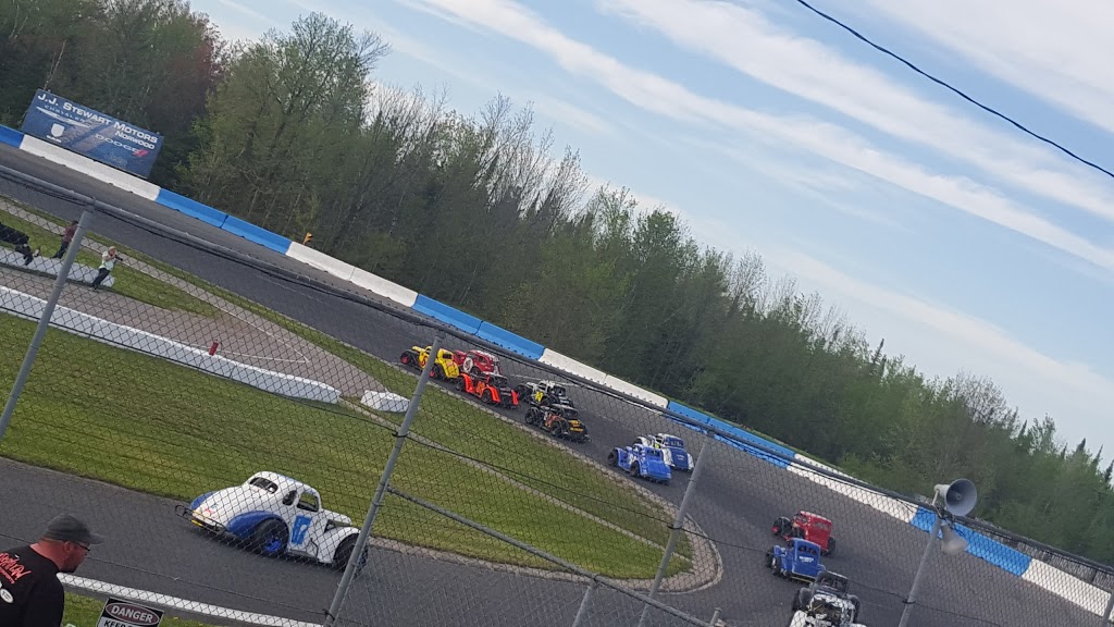 Peterborough Speedway | 1710 Mt Pleasant Rd, Cavan, ON L0A 1C0, Canada | Phone: (705) 743-5880