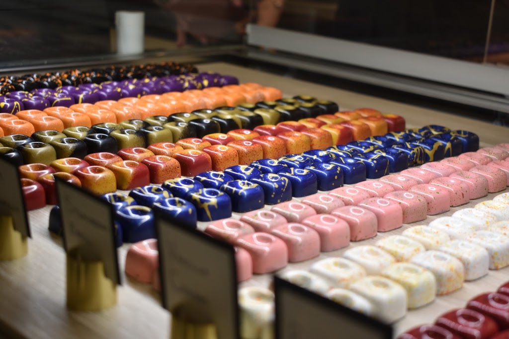 Bomou Artisanal Bakery | 1636 Bayview Ave, Toronto, ON M4G 3B7, Canada | Phone: (647) 344-6455
