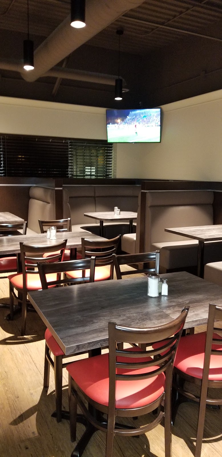 Houston Pizza | 863 Argyle St N, Regina, SK S4R 8V3, Canada | Phone: (306) 949-0575