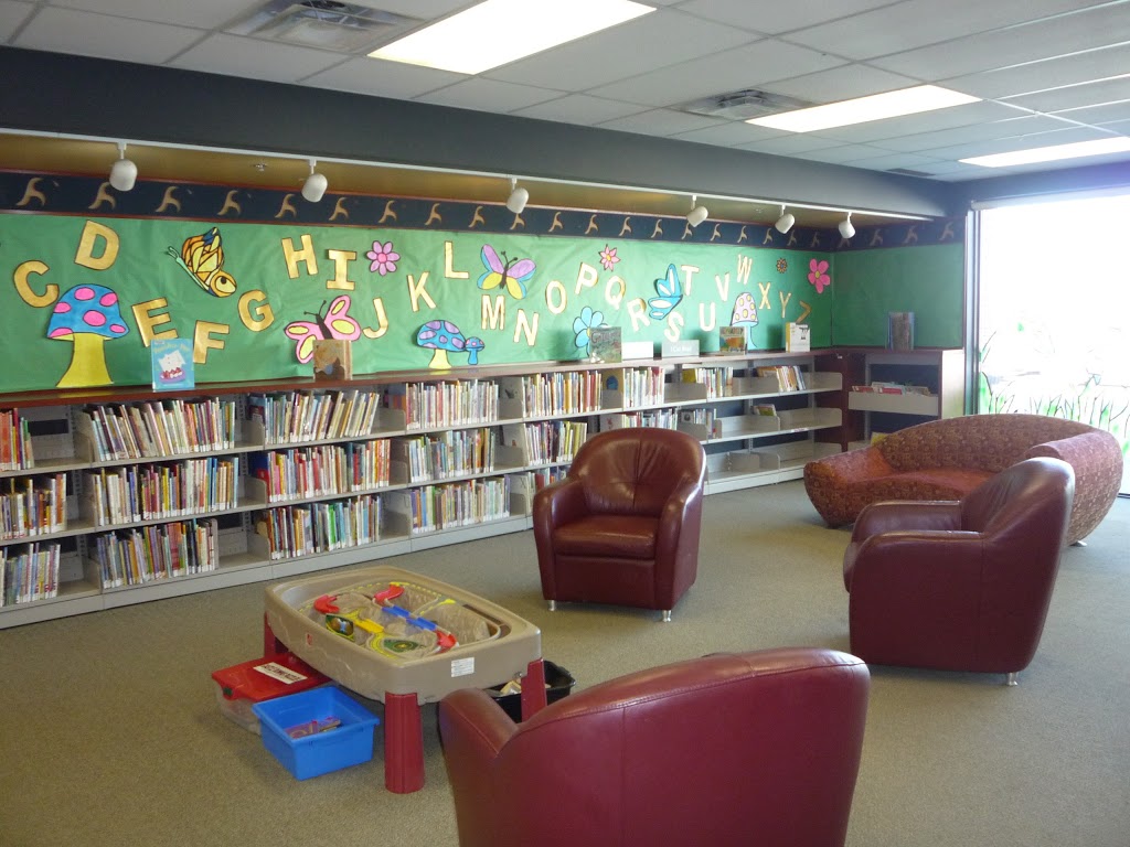 Edmonton Public Library - Castle Downs | 15379 Castle Downs Rd NW, Edmonton, AB T5X 3Y7, Canada | Phone: (780) 496-1804
