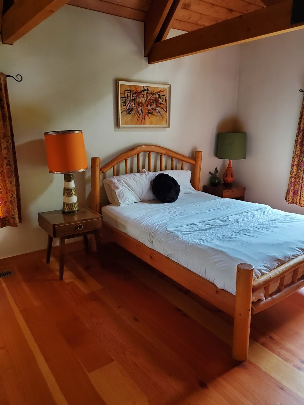 Lavender House | 168 Larch Hills Forest service Rd, Mara, BC V0E 2K0, Canada | Phone: (250) 804-3314