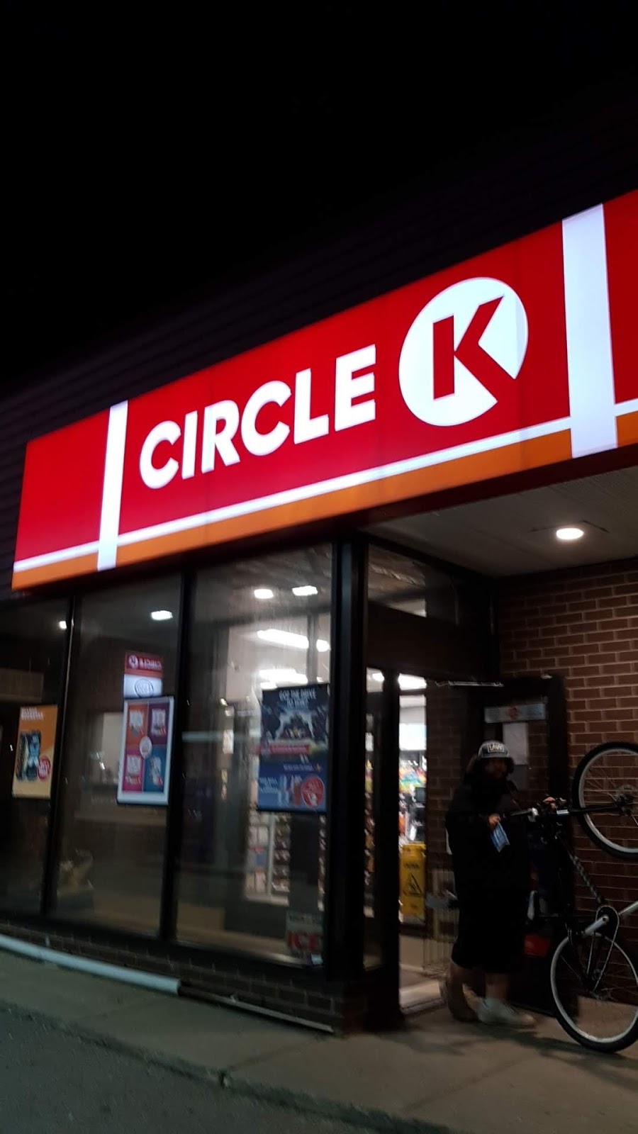 Esso | 87 Victoria St S, Goderich, ON N7A 3H8, Canada | Phone: (519) 524-2126