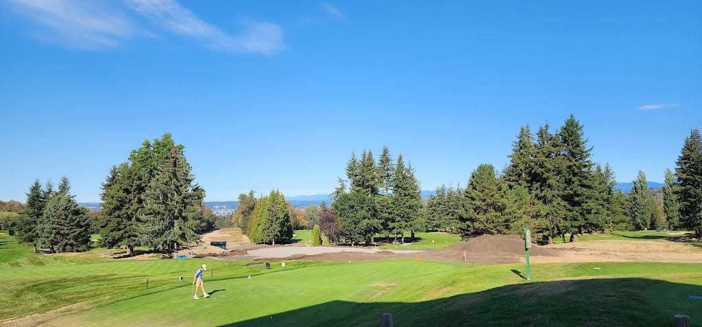 Tavern on the Green | 35997 McKee Rd, Abbotsford, BC V3G 2L6, Canada | Phone: (604) 744-0080