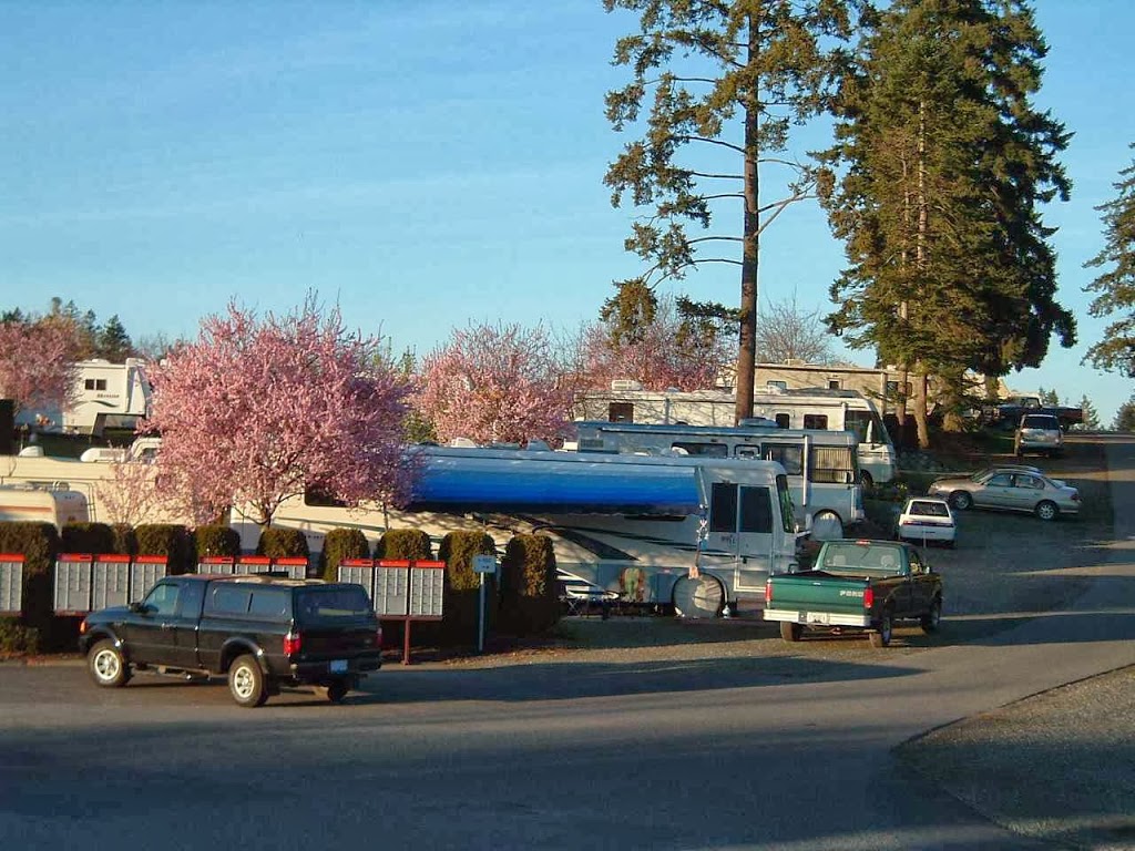 Fort Victoria RV Park | 129 Burnett Rd, Victoria, BC V9B 4P6, Canada | Phone: (250) 479-8112