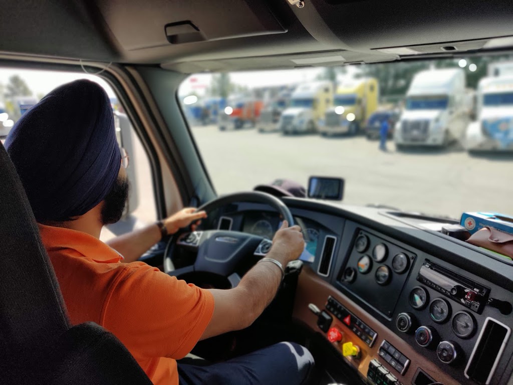 RTCT Transport Ltd. | 17677 James Hill Dr, Surrey, BC V3S 4C3, Canada | Phone: (604) 593-5013