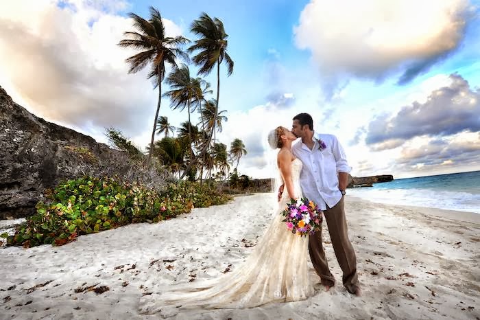 Trost Photography | 123 Woodbine Ave, Toronto, ON M4L 3V8, Canada | Phone: (416) 709-4440