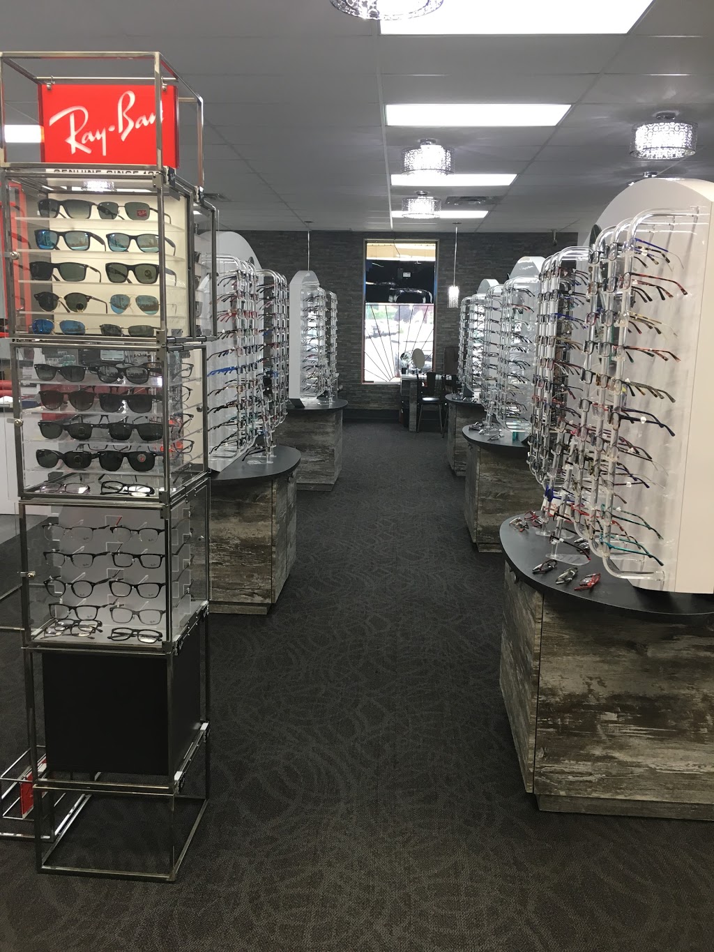 Le Lunetier Repentigny | 489 Rue Notre-Dame, Repentigny, QC J6A 2T6, Canada | Phone: (450) 582-2811