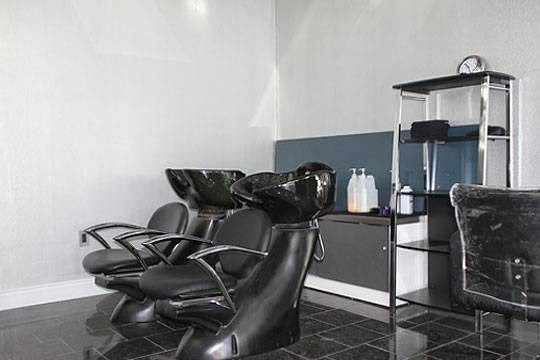 Natashas Beauty Salon | 8700 Dufferin St #16, Concord, ON L4K 4S2, Canada | Phone: (905) 597-5157