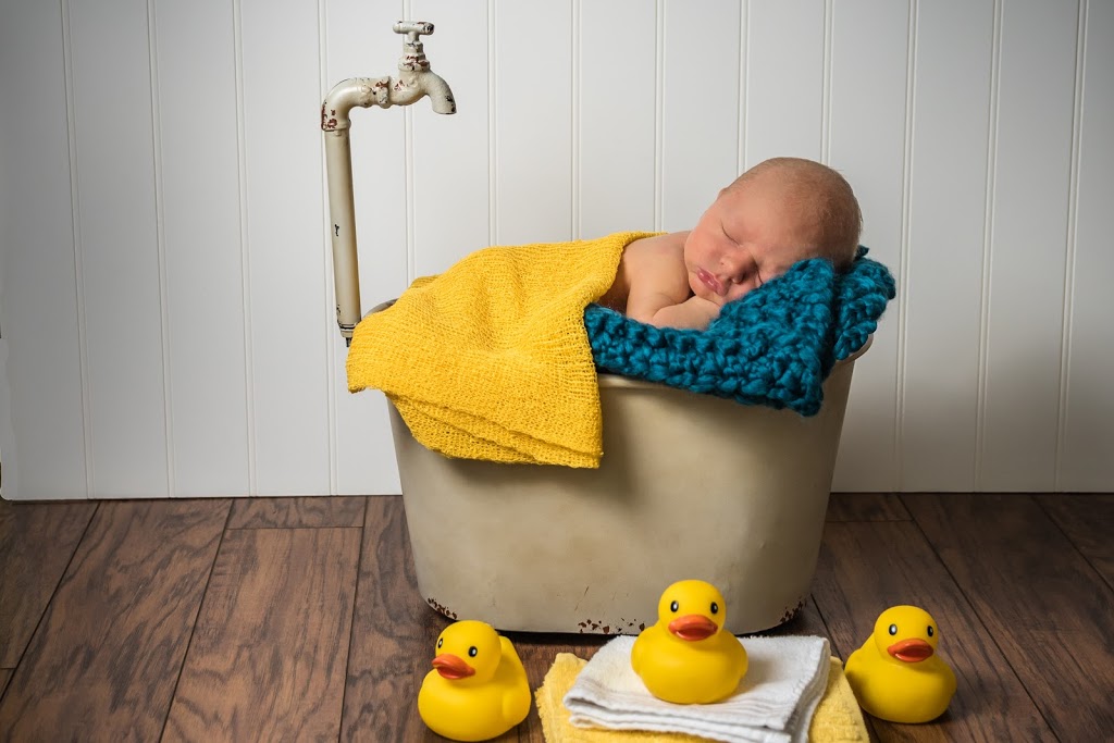 Jan Perreault Photography | 636 Bon Echo Dr, Oshawa, ON L1J 6A4, Canada | Phone: (905) 431-0750