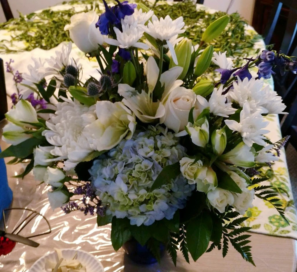 Brighton Eggert Florist | 2819 Eggert Rd, Tonawanda, NY 14150, USA | Phone: (716) 837-5433