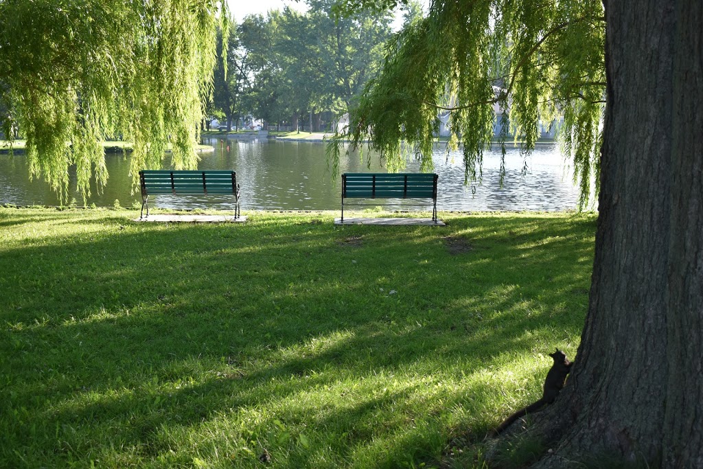 Pavillon St-Arnaud | 2900 Mgr. St-Arnaud, Trois-Rivières, QC G9A 5L2, Canada | Phone: (819) 374-2422