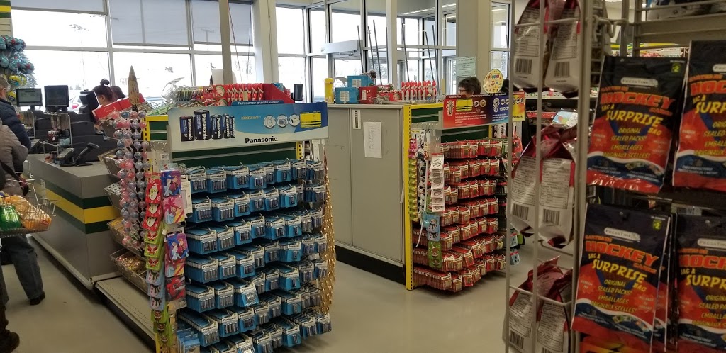 Dollarama | 2650 Avenue de Grand-Mère, Grand-Mère, QC G9T 2L4, Canada | Phone: (819) 538-7028