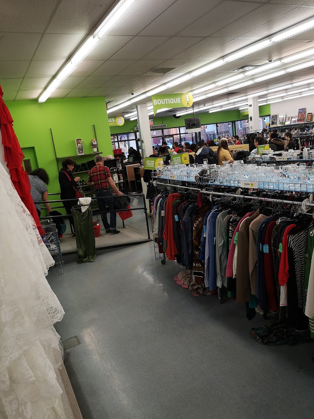 Centre De Don Renaissance | 4241 Rue Wellington, Verdun, QC H4G 1V9, Canada | Phone: (514) 766-5059