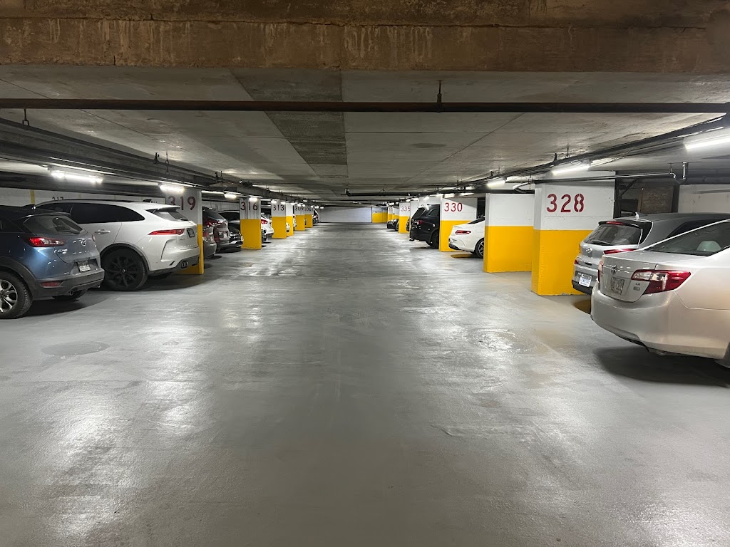 clicknpark - Stationnement à louer - 3555 Rue Berri UQAM | 3555 Rue Berri, Montréal, QC H2L 1H3, Canada | Phone: (855) 979-7275