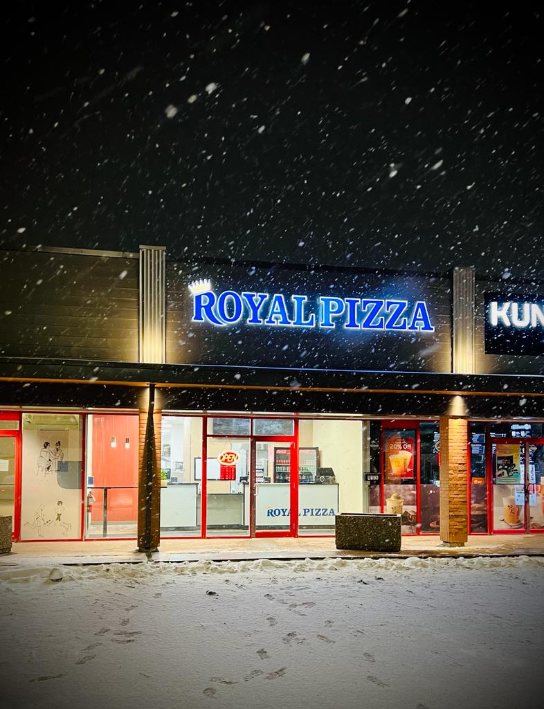 Royal Pizza | 9172 Macleod Trail SE, Calgary, AB T2J 0P5, Canada | Phone: (403) 764-7979