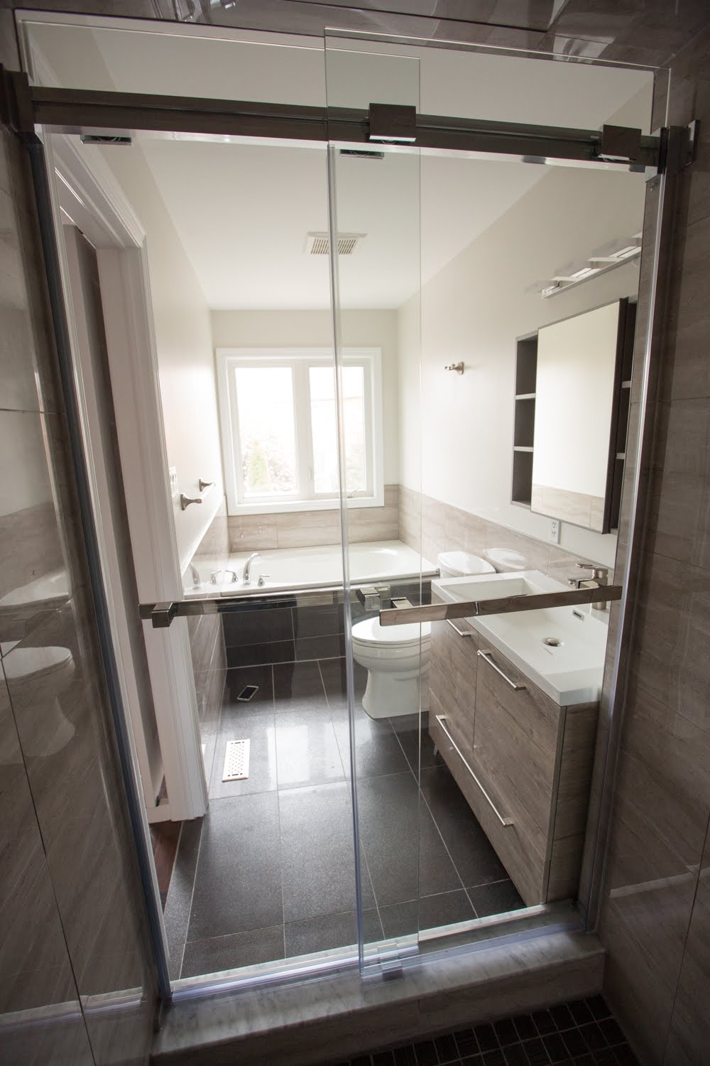 Double Bevel Renovations | 315 Langford Blvd., Bradford, ON L3Z 0P7, Canada | Phone: (416) 882-8807
