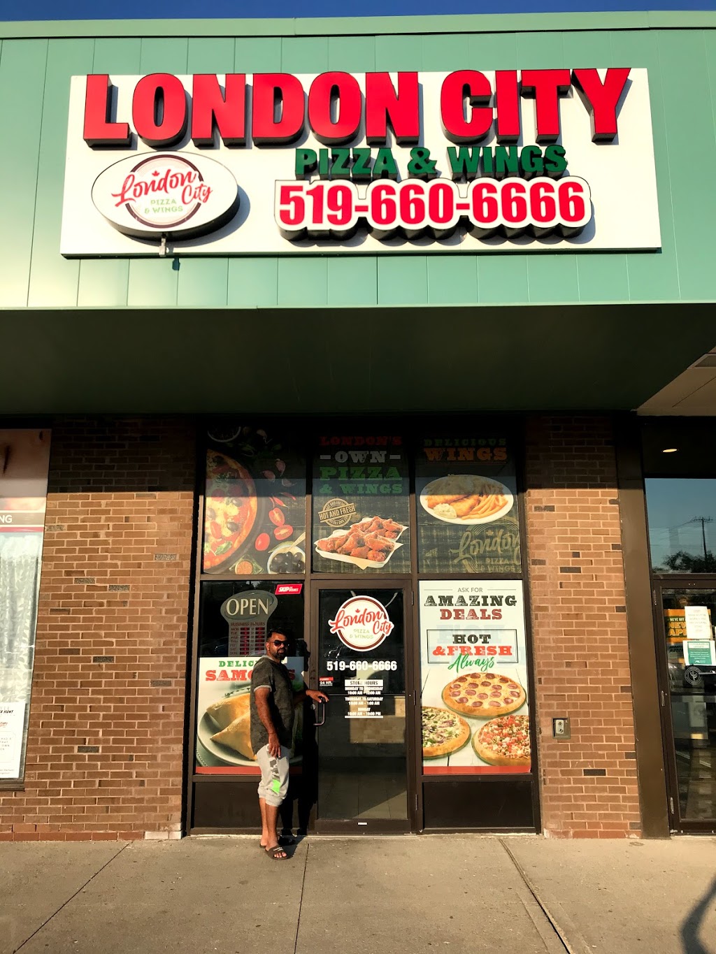 London City Pizza & Wings | 1920 Dundas St, London, ON N5V 3P1, Canada | Phone: (519) 660-6666