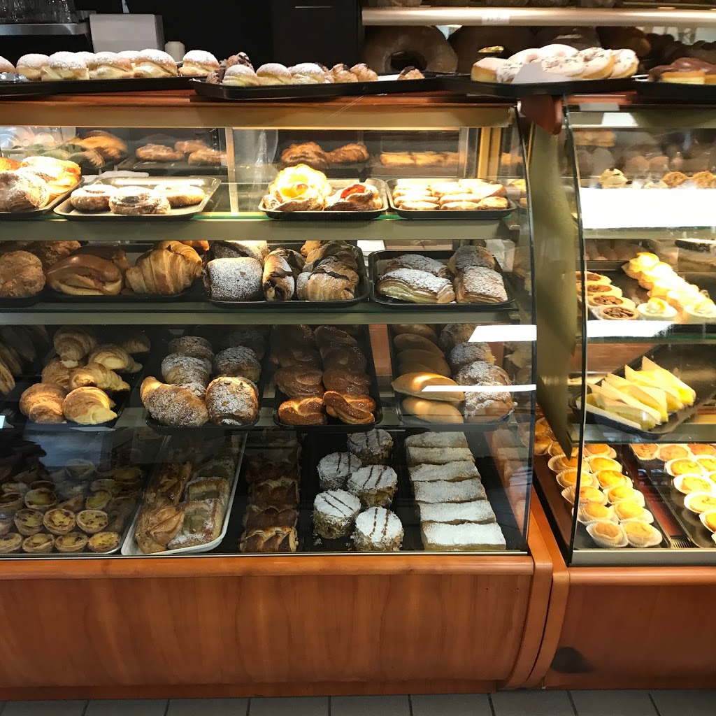 Royal Bakery | 1263 Weston Rd, York, ON M6M 4P9, Canada | Phone: (416) 240-9969
