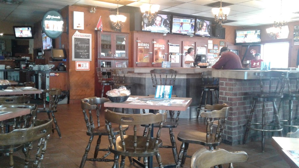 Brasserie Du Colisee | 179 Rue Victoria, Sorel-Tracy, QC J3P 1Z2, Canada | Phone: (450) 742-3003
