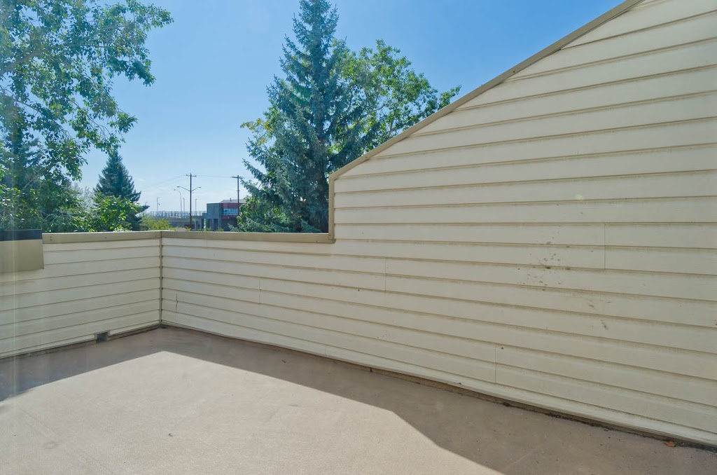 Russet Court | 3817 26 Ave NE, Calgary, AB T1Y 3Z8, Canada | Phone: (403) 531-8399