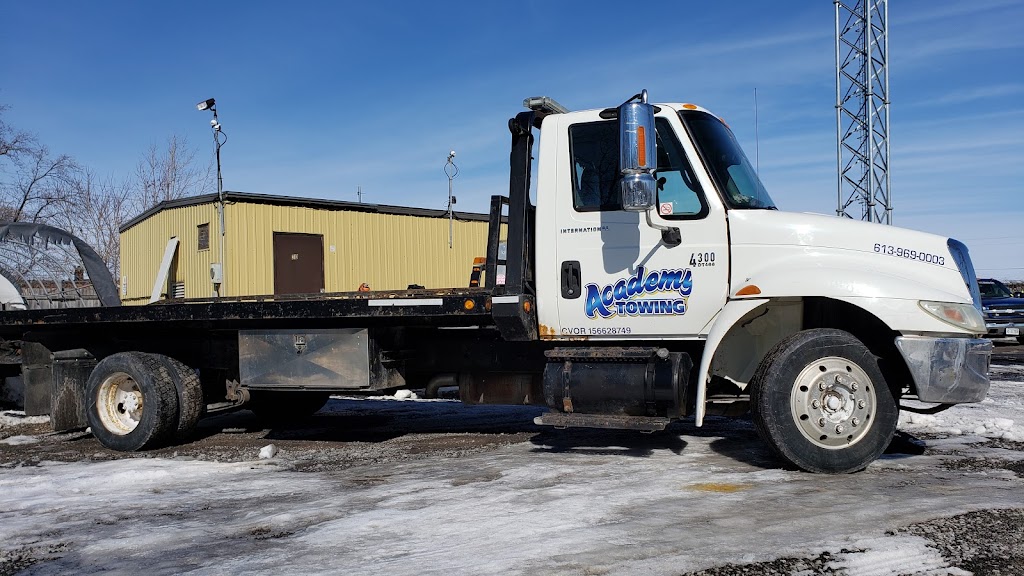 Academy Towing | 367 Station St, Belleville, ON K8N 4Z6, Canada | Phone: (613) 969-0003