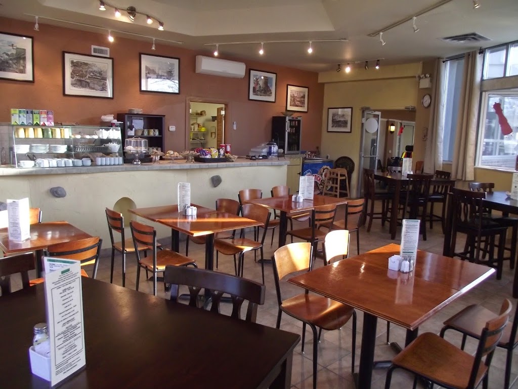 Wentworths Eatery,Cafe & Catering (C andT Catering) | 72 Ross St #1, Barrie, ON L4N 1G3, Canada | Phone: (705) 503-3287