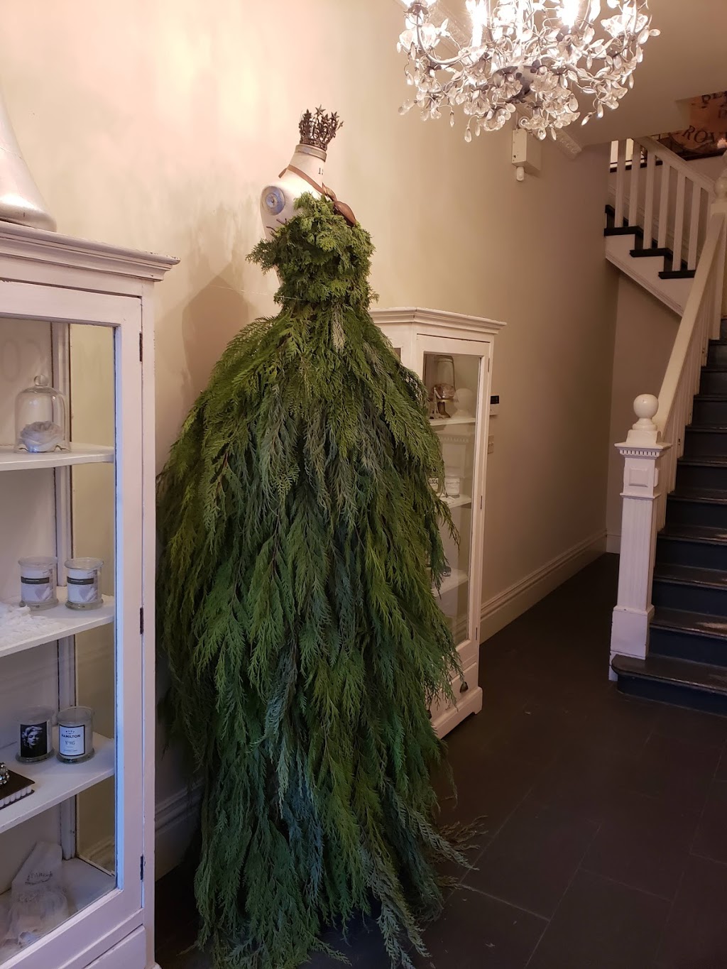Pure Home Couture | 174 Locke St S, Hamilton, ON L8P 4A9, Canada | Phone: (905) 572-6060