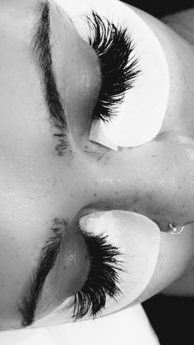 DLish Lash & Body | 580 Acadia Dr SE, Calgary, AB T2J 0B6, Canada | Phone: (403) 831-6301
