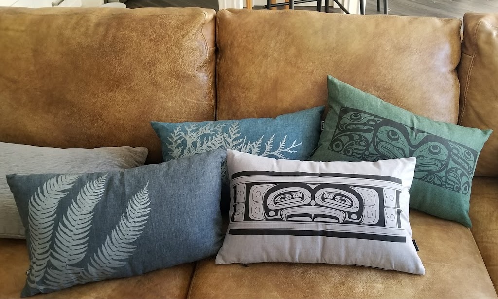 Totem Design House | 3250 Comox Rd, Courtenay, BC V9N 3P8, Canada | Phone: (250) 941-4422