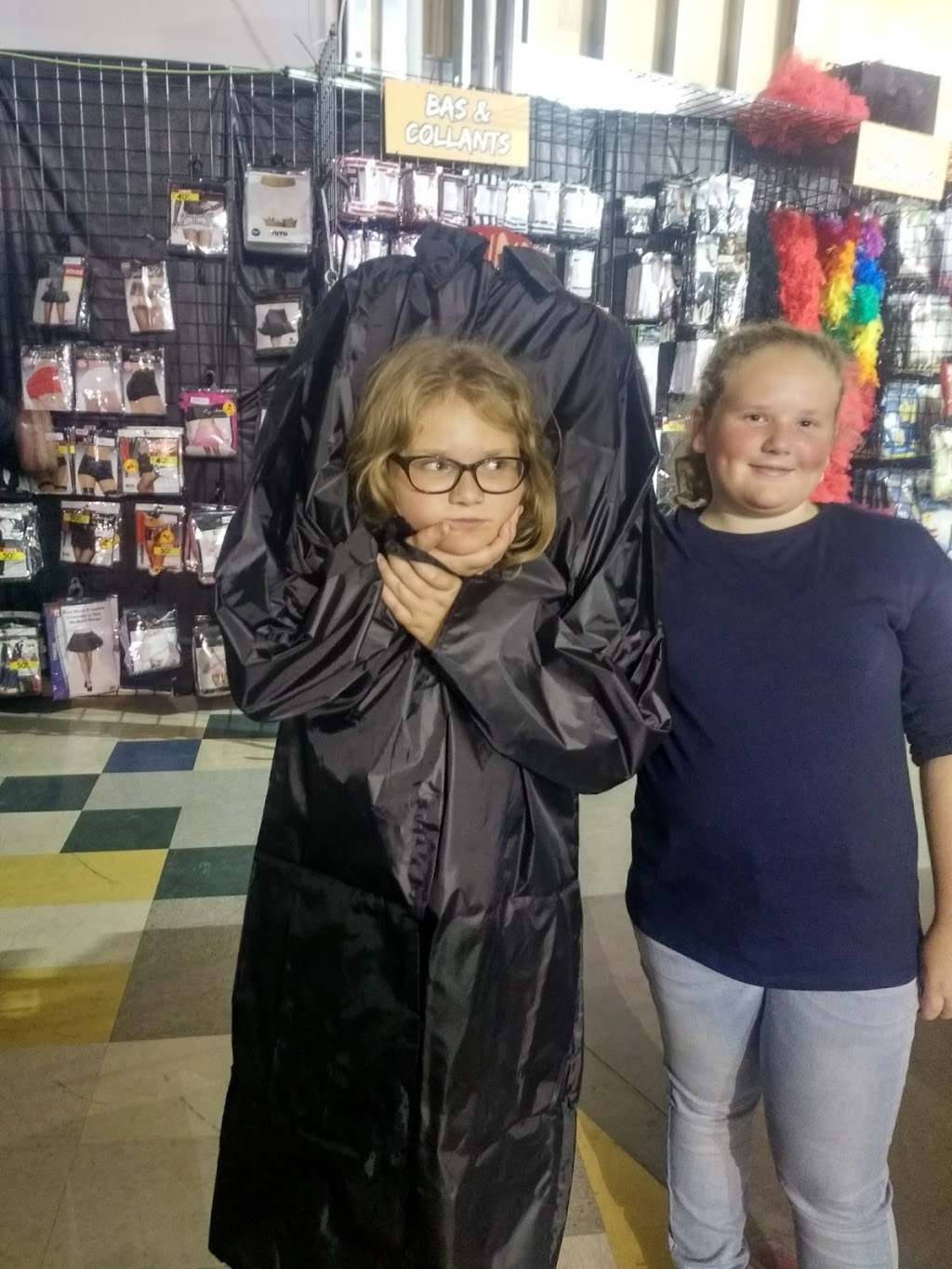 Halloween Expert | 204 Rue Baby, Joliette, QC J6E 2V5, Canada | Phone: (450) 394-4201