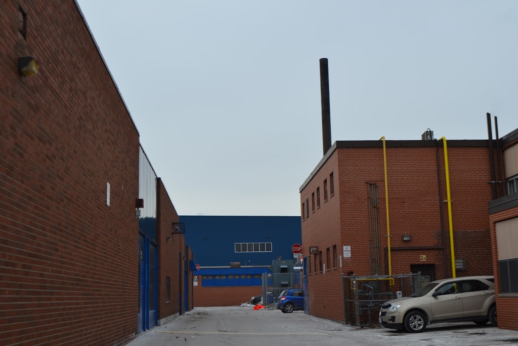Lakeshore Collegiate Institute | 350 Kipling Ave, Etobicoke, ON M8V 3L1, Canada | Phone: (416) 394-7650